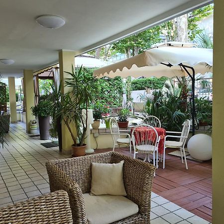Hotel Beppe Rimini Extérieur photo