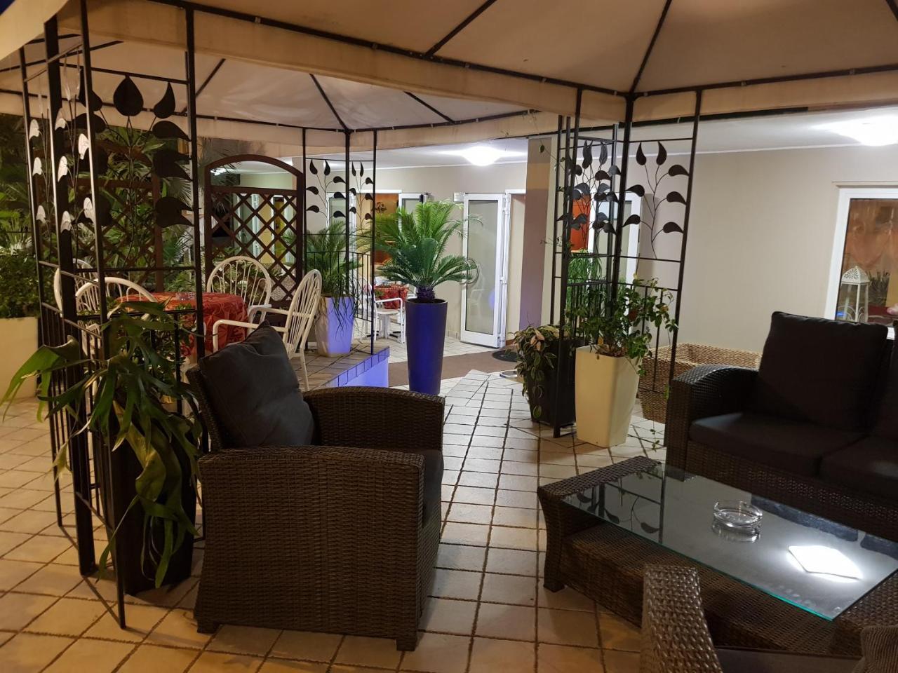 Hotel Beppe Rimini Extérieur photo