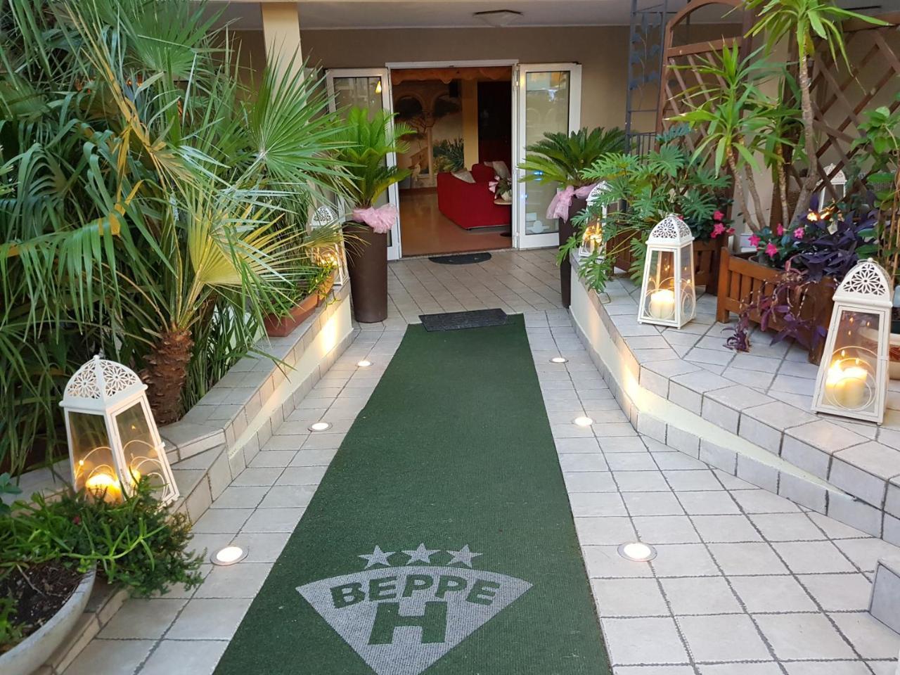 Hotel Beppe Rimini Extérieur photo